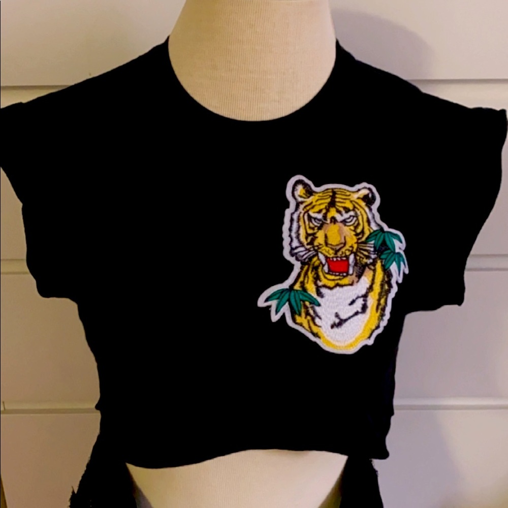 LF Emma & Sam Tiger Crop Top